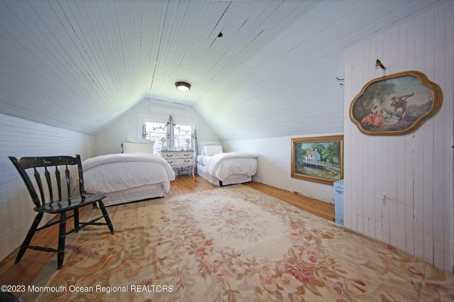 52 Navesink Avenue, Highlands, NJ 07732