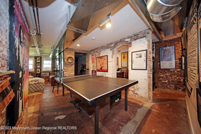 52 Navesink Avenue, Highlands, NJ 07732