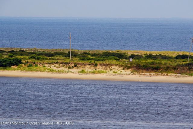 52 Navesink Avenue, Highlands, NJ 07732