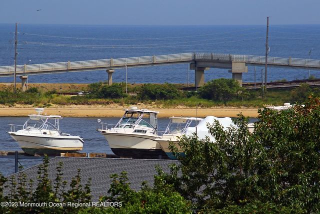 52 Navesink Avenue, Highlands, NJ 07732