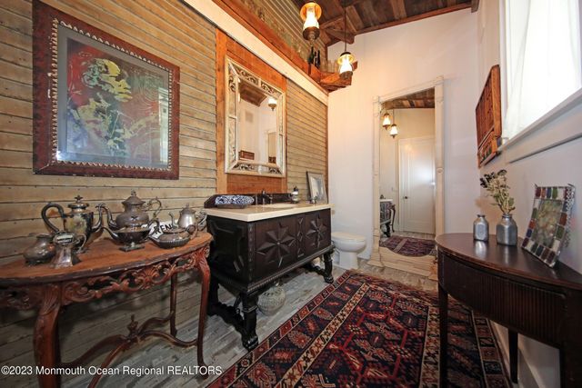 52 Navesink Avenue, Highlands, NJ 07732