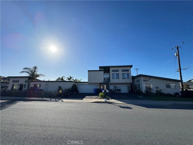 590 S 6th, Grover Beach, CA 93433