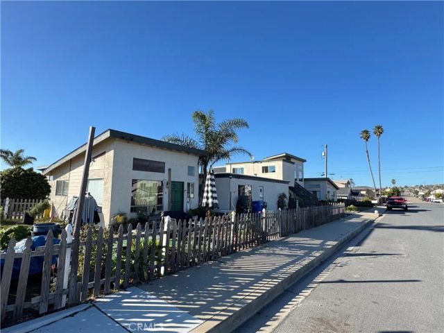 590 S 6th, Grover Beach, CA 93433