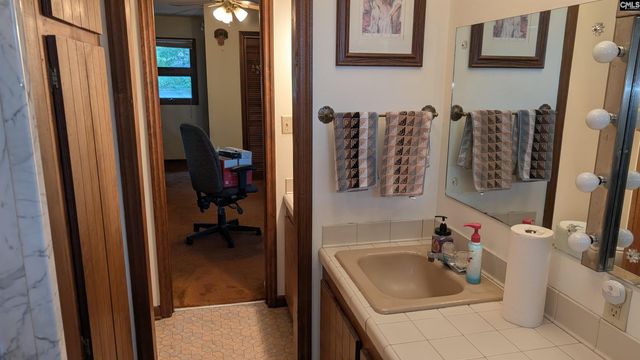 54 Windward Lane, Ridgeway, SC 29130