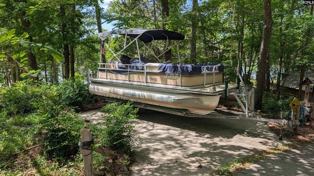 54 Windward Lane, Ridgeway, SC 29130