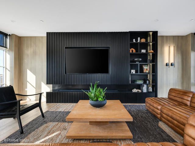 11 W Prospect Avenue 516, Mount Prospect, IL 60056