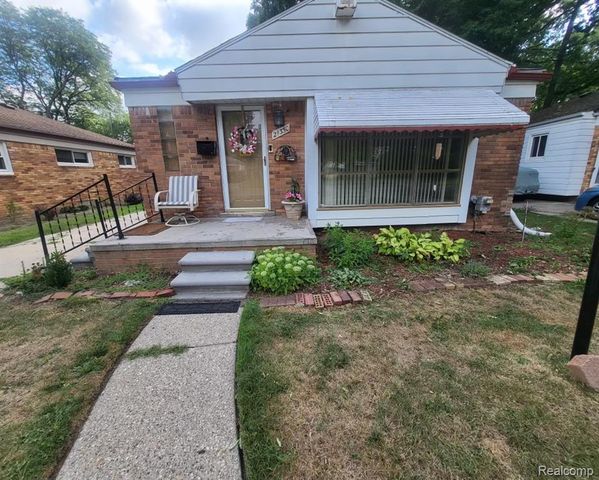 21350 Kipling Street, Oak Park, MI 48237