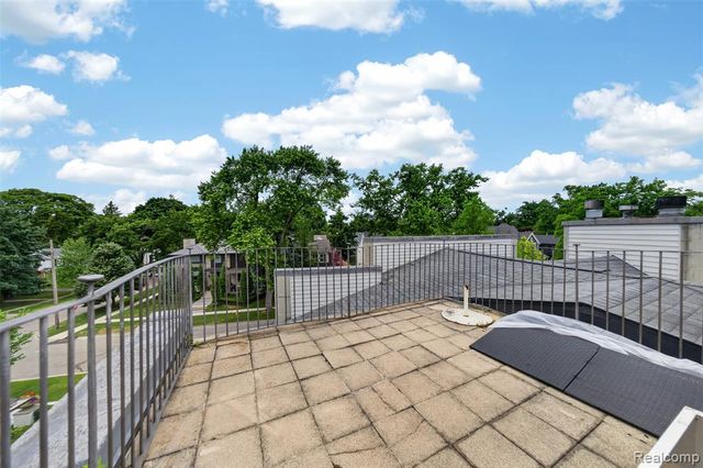 750 Hazelwood Street, Birmingham, MI 48009