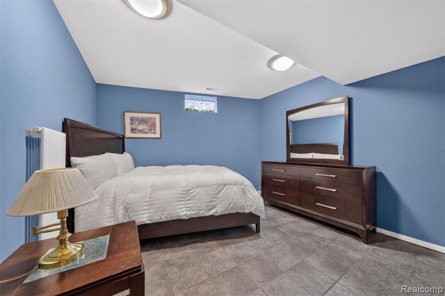 750 Hazelwood Street, Birmingham, MI 48009