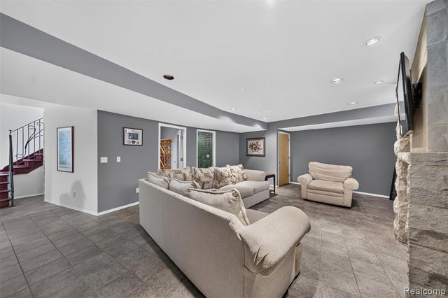750 Hazelwood Street, Birmingham, MI 48009