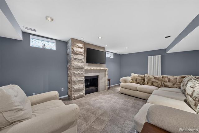 750 Hazelwood Street, Birmingham, MI 48009