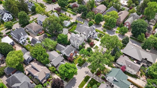 750 Hazelwood Street, Birmingham, MI 48009