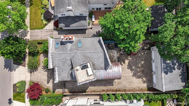 750 Hazelwood Street, Birmingham, MI 48009