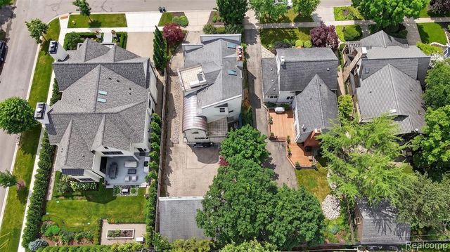750 Hazelwood Street, Birmingham, MI 48009