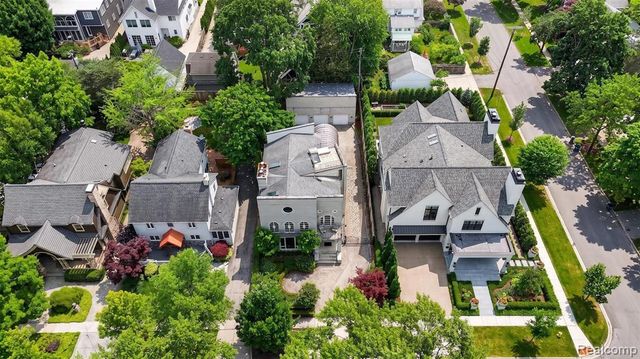 750 Hazelwood Street, Birmingham, MI 48009