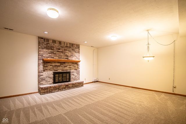 7204 Oak Cove Lane, Noblesville, IN 46062