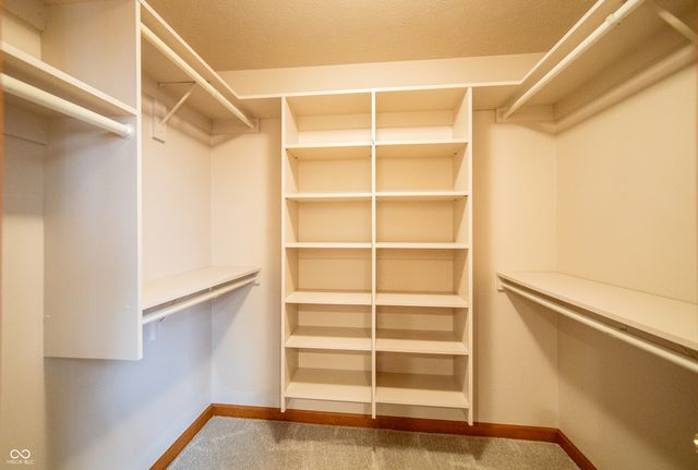 7204 Oak Cove Lane, Noblesville, IN 46062