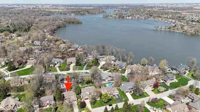 7204 Oak Cove Lane, Noblesville, IN 46062