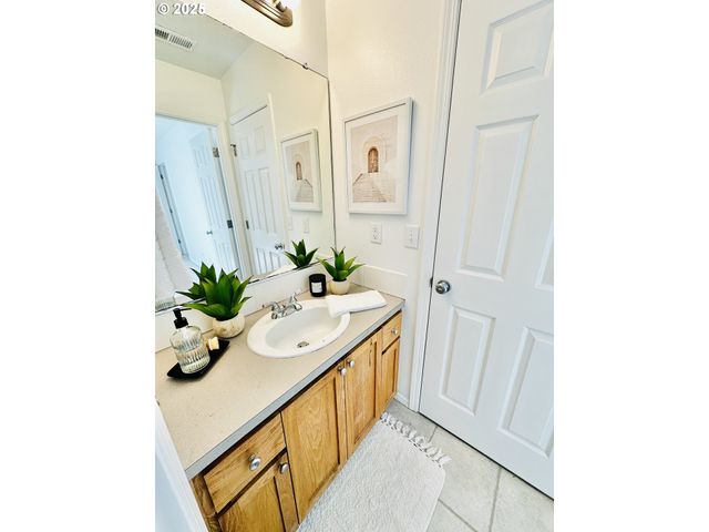 6105 Sw ZABACO Ter, Beaverton, OR 97078