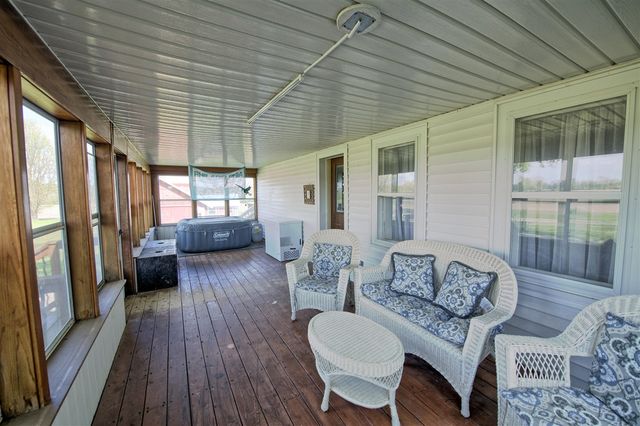 8250 Oneida Road, Grand Ledge, MI 48837