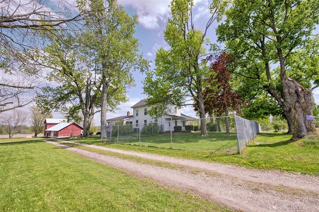 8250 Oneida Road, Grand Ledge, MI 48837