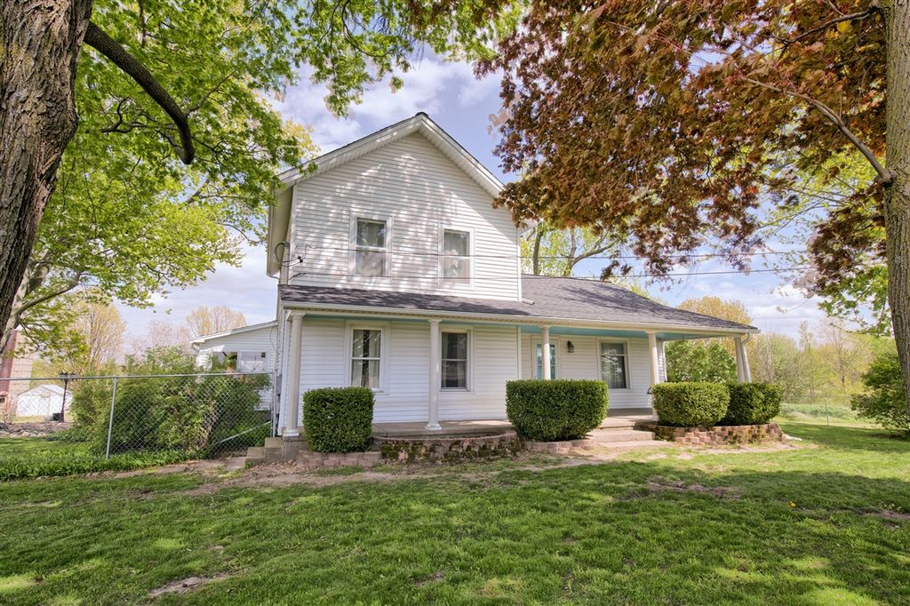 8250 Oneida Road, Grand Ledge, MI 48837