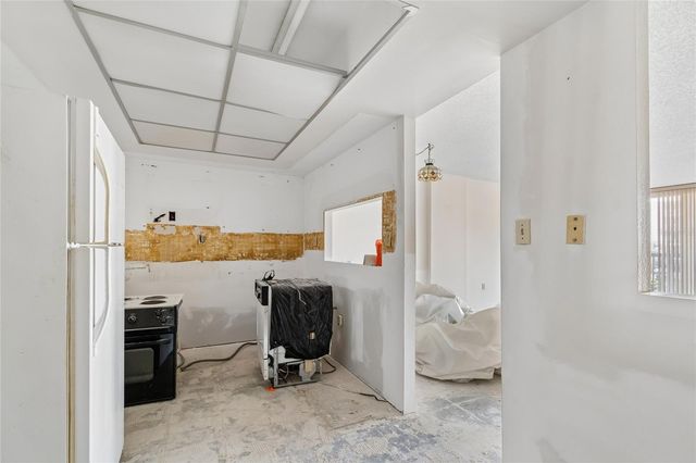 400 ISLAND WAY 211, Clearwater Beach, FL 33767