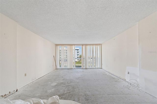400 ISLAND WAY 211, Clearwater Beach, FL 33767