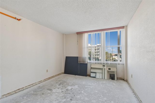 400 ISLAND WAY 211, Clearwater Beach, FL 33767