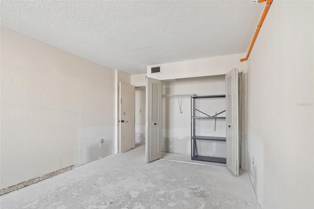 400 ISLAND WAY 211, Clearwater Beach, FL 33767