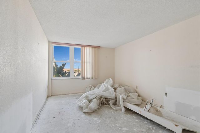 400 ISLAND WAY 211, Clearwater Beach, FL 33767