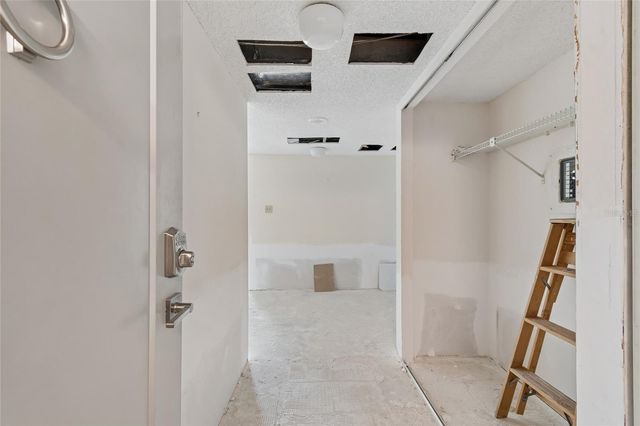 400 ISLAND WAY 211, Clearwater Beach, FL 33767