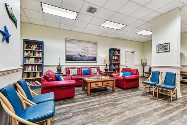 400 ISLAND WAY 211, Clearwater Beach, FL 33767