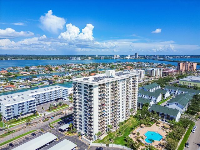 400 ISLAND WAY 211, Clearwater Beach, FL 33767