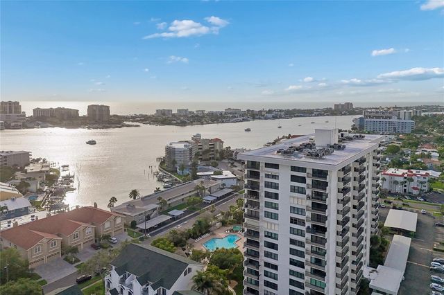 400 ISLAND WAY 211, Clearwater Beach, FL 33767