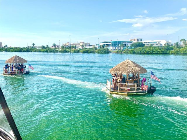 400 ISLAND WAY 211, Clearwater Beach, FL 33767