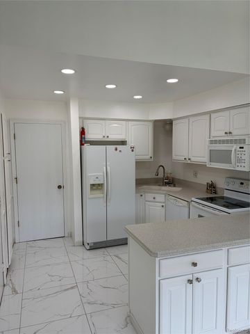 38763 Windmill Pointe N, Clinton Charter Township, MI 48038