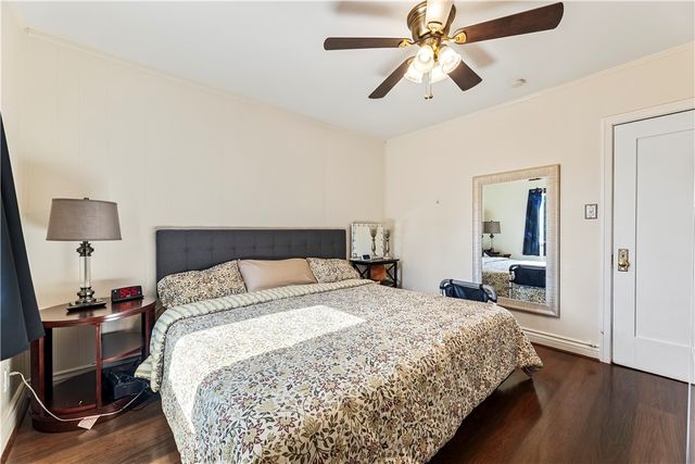 2389 Mayfield Avenue, Montrose, CA 91020