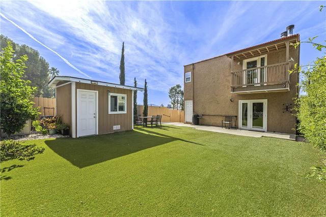 2389 Mayfield Avenue, Montrose, CA 91020
