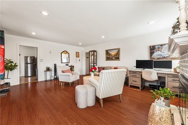 2389 Mayfield Avenue, Montrose, CA 91020