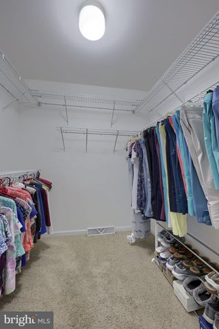 524 THORNBERRY LN, Lititz, PA 17543