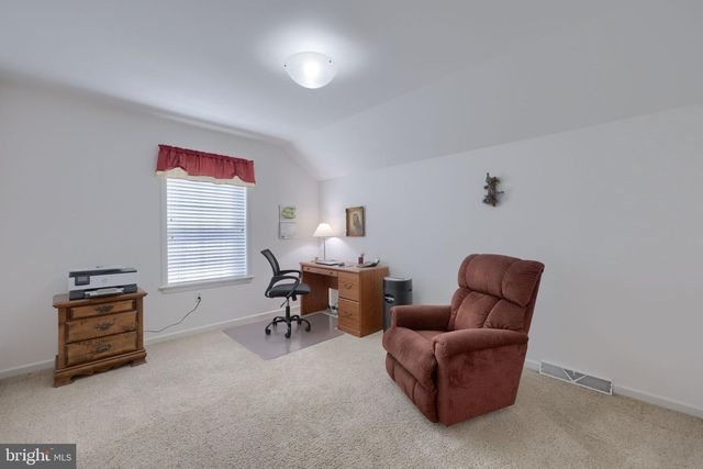 524 THORNBERRY LN, Lititz, PA 17543