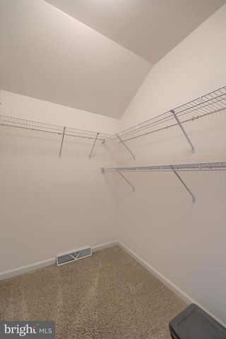 524 THORNBERRY LN, Lititz, PA 17543
