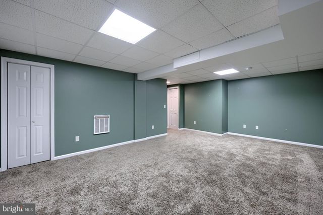 524 THORNBERRY LN, Lititz, PA 17543