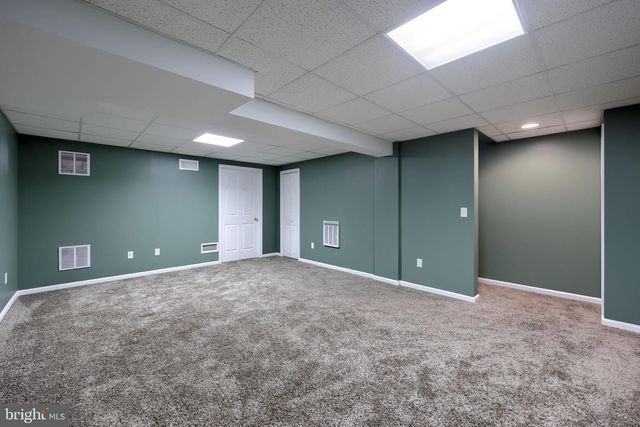 524 THORNBERRY LN, Lititz, PA 17543
