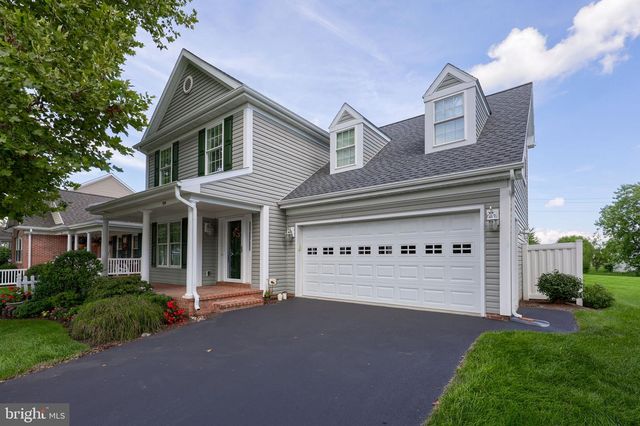524 THORNBERRY LN, Lititz, PA 17543