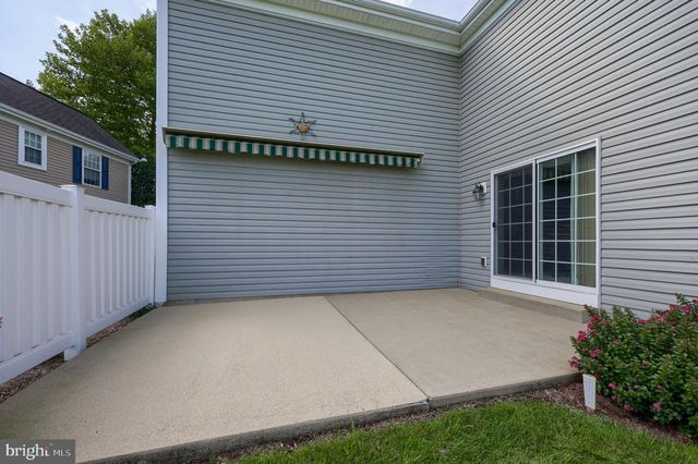 524 THORNBERRY LN, Lititz, PA 17543