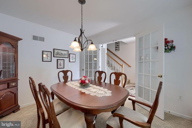 524 THORNBERRY LN, Lititz, PA 17543