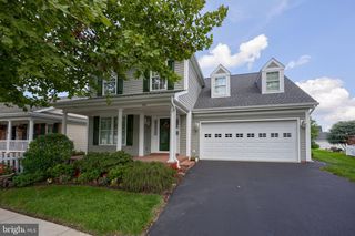 524 THORNBERRY LN, Lititz, PA 17543
