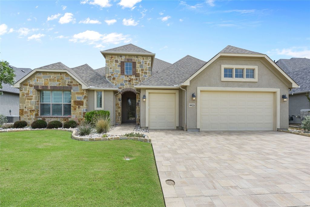9921 Flint Way, Denton, TX 76207